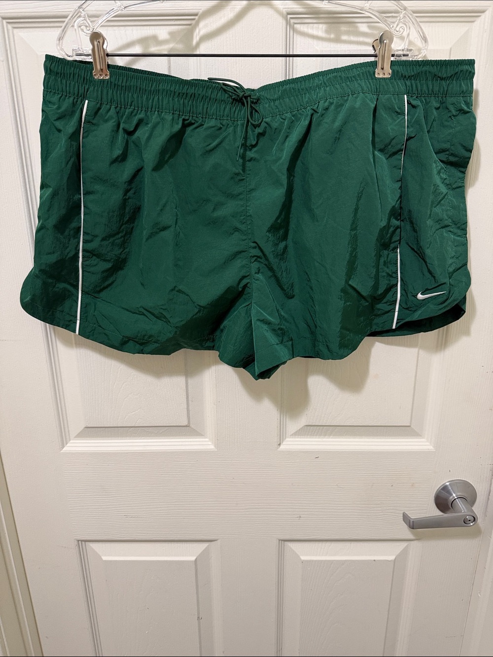 Nike XXL Forest Green Athletic Shorts with White Piping